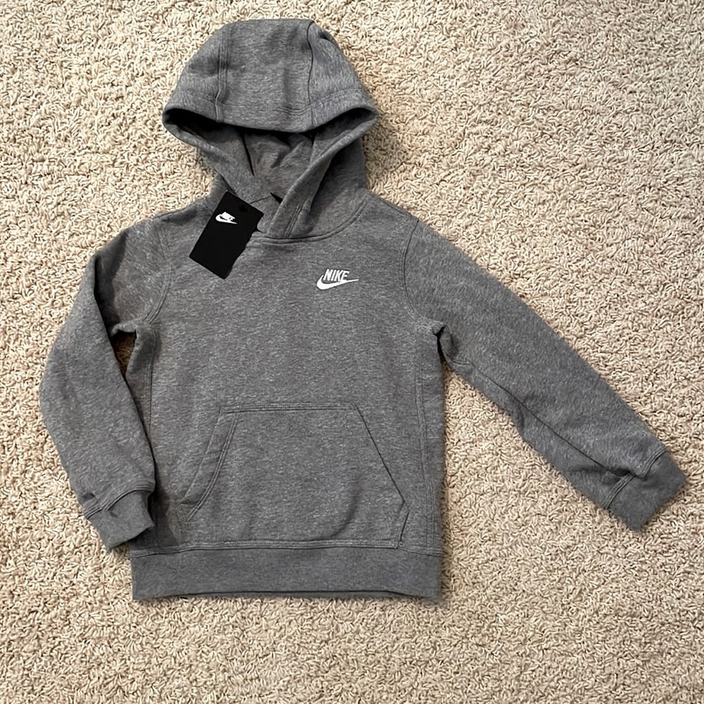 NWT Boys Nike Hoodie Size XS